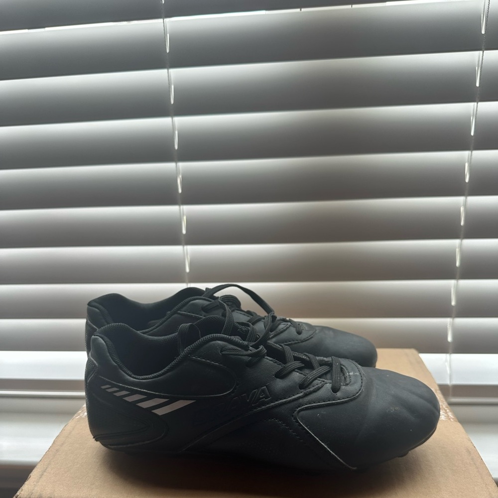 brava soccer cleats